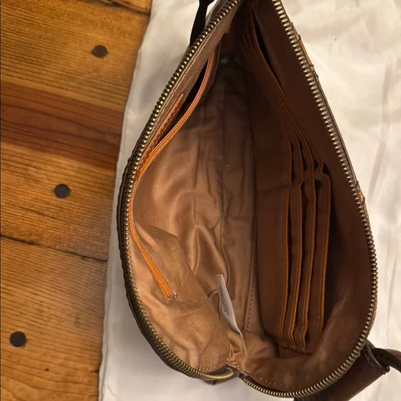 HOBO Sable Brown Leather Patchwork Wristlet Clutch- great fall handbag! - Picture 6 of 7